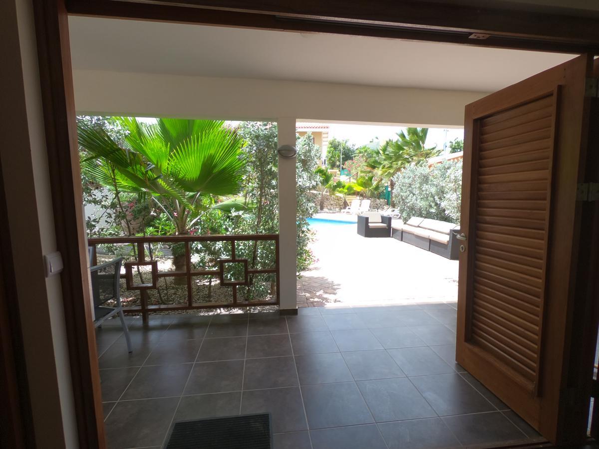 Apartemento Gosa Bunita Willemstad Buitenkant foto